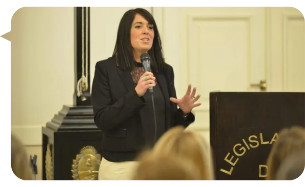 Noelia Centeno, conferencista para eventos corporativos sobre Psicología Positiva
