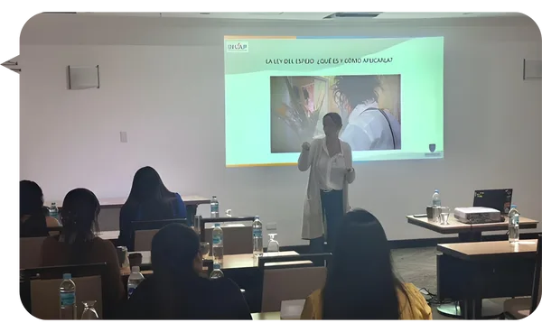 Verónica Dobronich, conferencista para eventos corporativos sobre Inteligencia Emocional