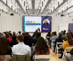 Kika Escobar, conferencista para eventos corporativos sobre Integración Tecnológica