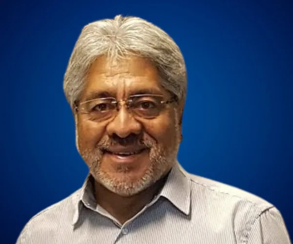 Carlos B. Ñanco M — Conferencista de Ventas