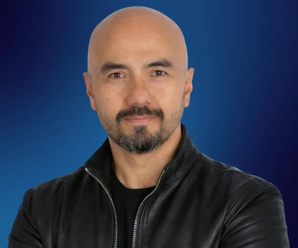 Luis Pérez Martínez — Conferencista de Emprendimiento Mentalidad Emprendedora