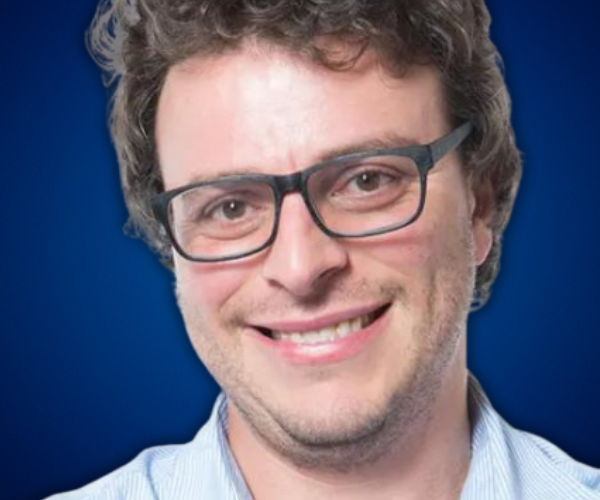 Federico Ast — Conferencista de Innovación