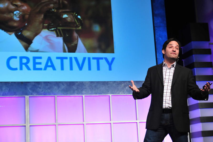 Josh Linkner en acción