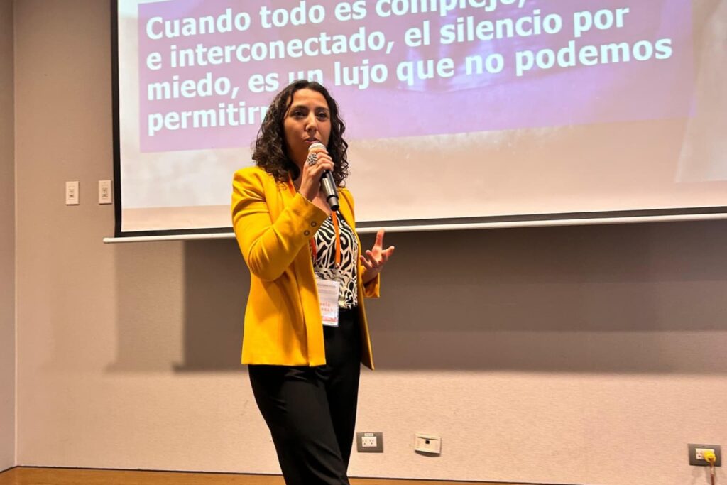 Paola Canessa en acción