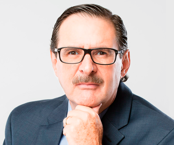 Alberto Aguilar — Conferencista de Liderazgo