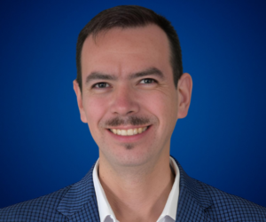 Julián Mendiola en acción