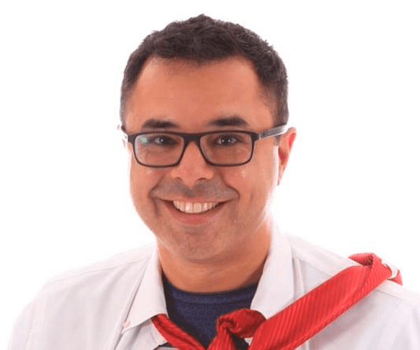 Leo Cardenas — Conferencista de Trabajo en Equipo