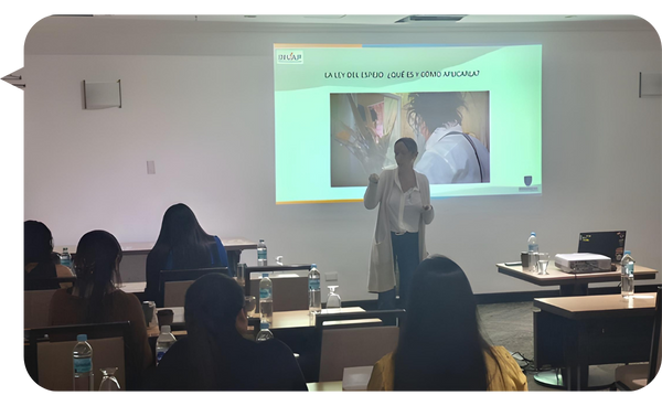 Verónica Dobronich en acción