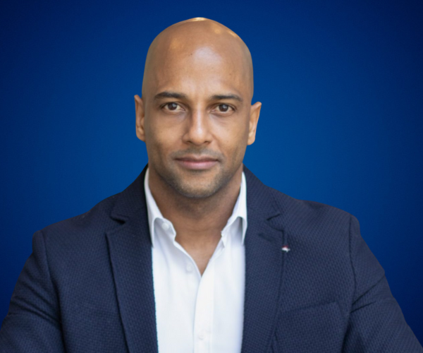 Adrián González — Conferencista en Latinoamérica