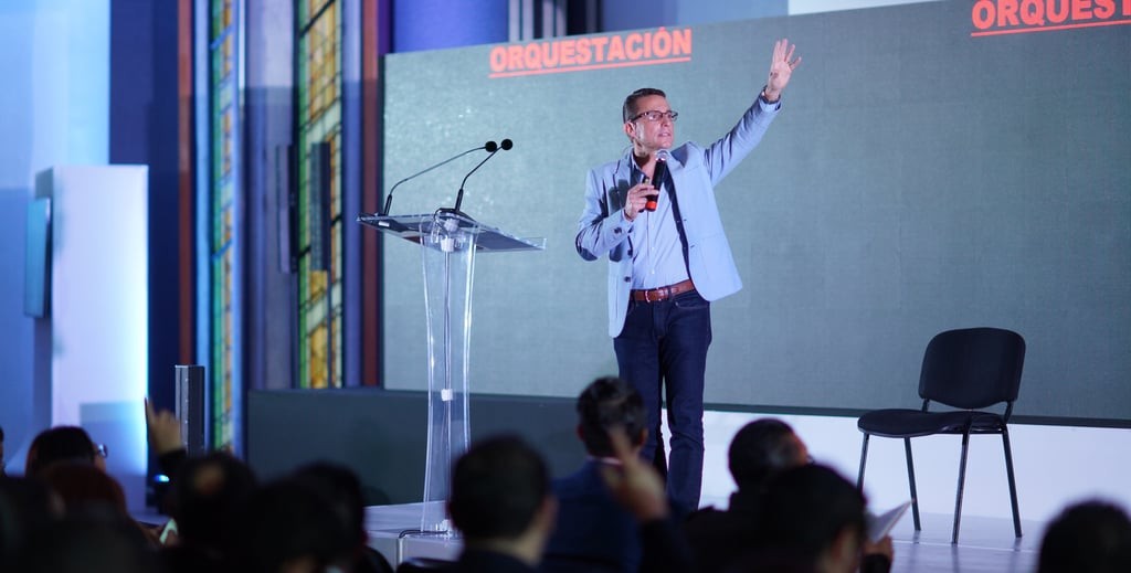 Retrato principal de Rodrigo del Val para el catálogo premium.
