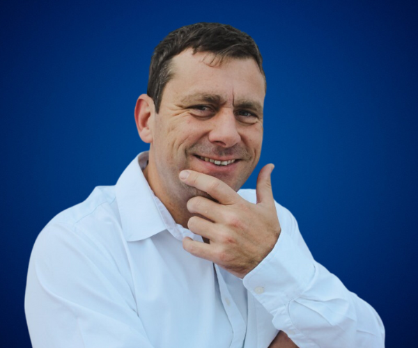 José Illescas — Conferencista de Motivación