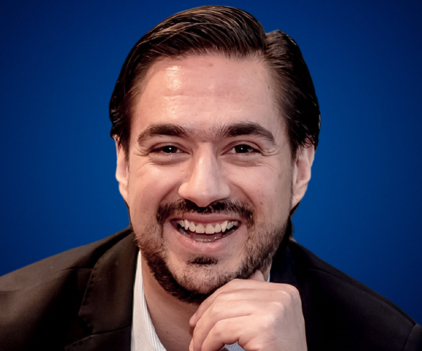 Carlos González — Conferencista de Motivación