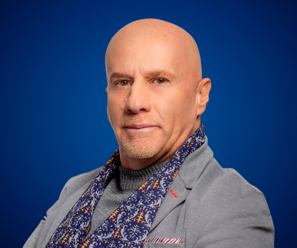 Nelsón Cardona — Conferencista de Motivación