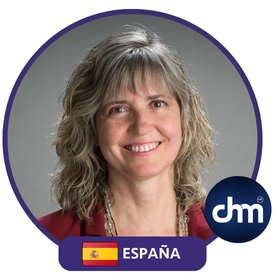 Retrato de Celia Hil, experta en talento senior y Silver Economy de España.