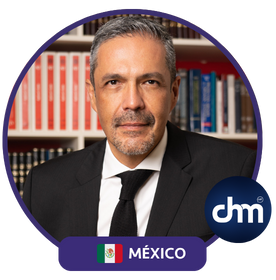 Jorge Saldívar, conferencista mexicano experto en retail, transformación digital y liderazgo empresarial.