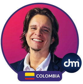 Alejandro Medina, conferencista colombiano experto en innovación y liderazgo con enfoque disruptivo.