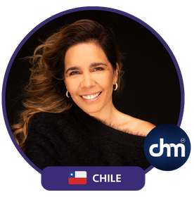 Carmen Luz Morales, conferencista chilena experta en liderazgo y transformación organizacional.