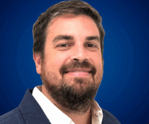 Lucas Palazzo, conferencista experto en estrategia, ventas y transformación organizacional.